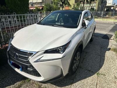 Lexus NX300