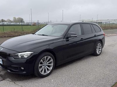 Usata BMW 316 Luxury Line 116 CV (85 kW) 2015 Station wagon