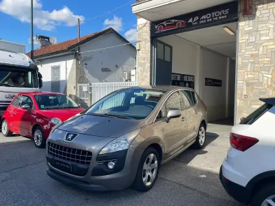Usata Peugeot 3008 Active 112 CV (82 kW) 2012 Marrone Station wagon