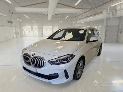 Usata BMW 118 M Sport 150 CV (110 kW) 2023 Bianco Berlina