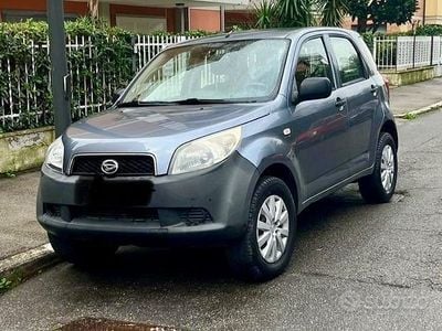 Usata Daihatsu Terios 86 CV (63 kW) 2006 Grigio SUV