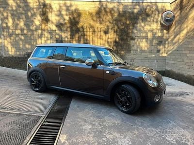 Begagnad Mini Clubman 120 HK (88 kW) 2008 Brun Kombi