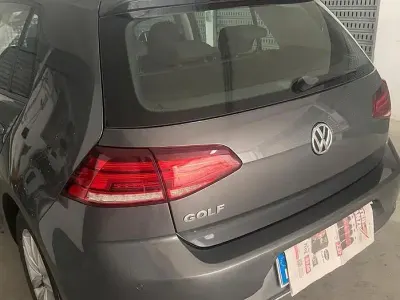 Usata VW Golf VII 110 CV (80 kW) 2019 Grigio Berlina