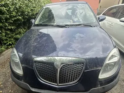 Usata Lancia Ypsilon 60 CV (44 kW) 2006 Blu Utilitaria