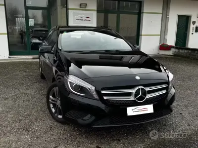Usata Mercedes A180 109 CV (80 kW) 2014 Giallo Berlina