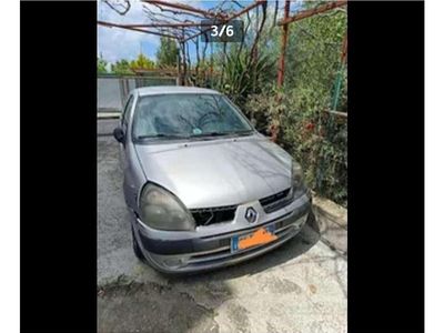 Renault Clio II