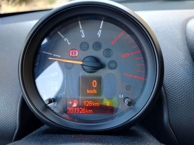 Usata Mini Countryman 111 CV (81 kW) 2014 Verde SUV