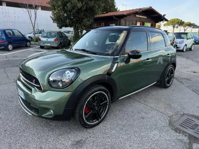 Usata Mini Cooper SD Countryman 143 CV (105 kW) 2015 Verde SUV