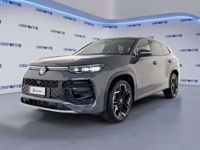 Usata VW Tayron R-line 193 CV (141 kW) 2025 Dolphin grey metallizzato SUV