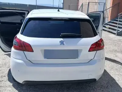 Usata Peugeot 308 131 CV (96 kW) 2018 Bianco Berlina
