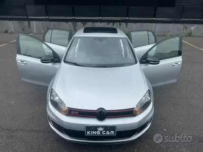 Usado VW Golf VI GTI 211 CV (155 kW) 2009 Gris Utilitario