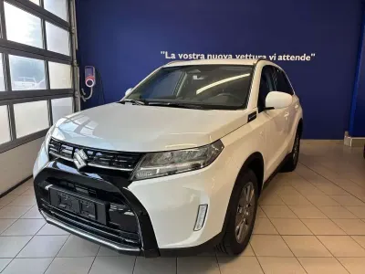 Nuova Suzuki Vitara Cool 110 CV (80 kW) 2026 Bianco SUV