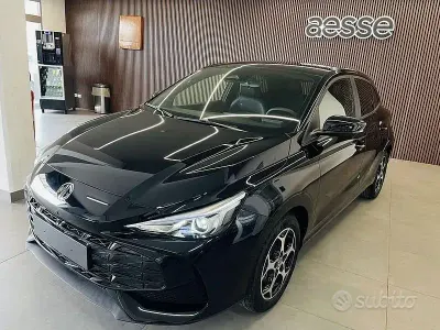 Nuova MG MG3 Luxury 194 CV (142 kW) 2026 Grigio Utilitaria