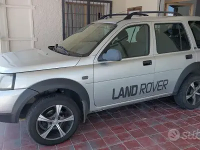 Usata Land Rover Freelander 109 CV (80 kW) 2003 Grigio SUV