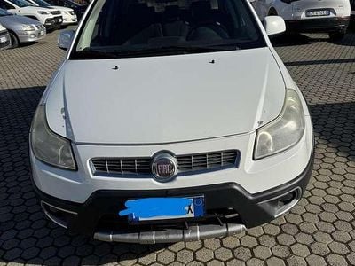 Usata Fiat Sedici 120 CV (88 kW) 2012 Bianco SUV