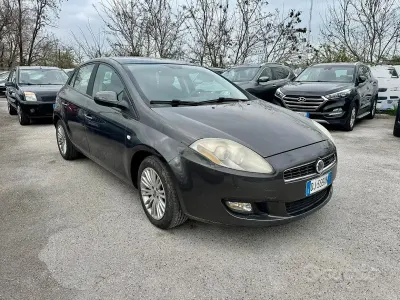 Usata Fiat Bravo Emotion 120 CV (88 kW) 2007 Grigio Utilitaria