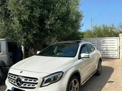 Usata Mercedes GLA200 AMG 136 CV (100 kW) 2018 SUV