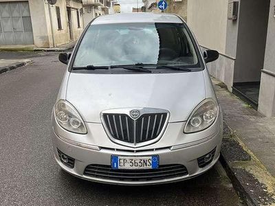 Usata Lancia Musa 95 CV (69 kW) 2012 Grigio Monovolume
