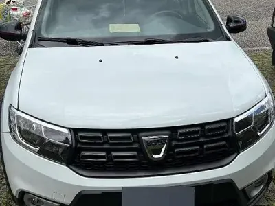 Usata Dacia Sandero Stepway 95 CV (69 kW) 2019 Bianco Berlina