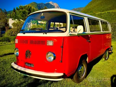 Begagnad VW Caravelle 1970 Röd Sedan