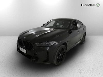 Usata BMW X6 M Sport 339 CV (249 kW) 2024 Black sapphire metallizzato SUV
