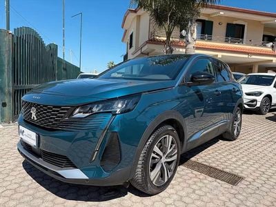 Usata Peugeot 3008 Allure 131 CV (96 kW) 2023 Blu/azzurro SUV
