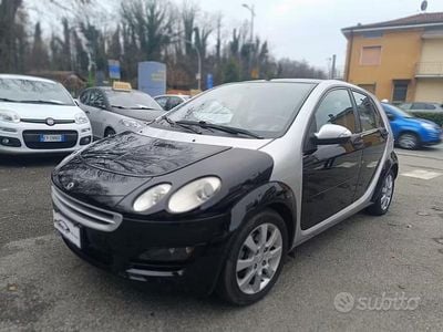 Usata Smart ForFour Passion 95 CV (69 kW) 2006 Nero Utilitaria