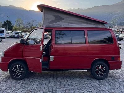 Begagnad VW T4 77 HK (56 kW) 1992 Röd Van