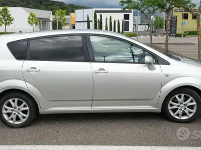 Usata Toyota Corolla 136 CV (100 kW) 2009 Grigio Berlina