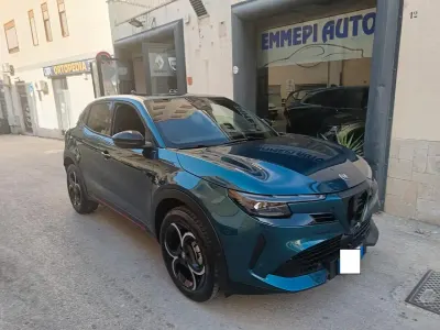 Usata Alfa Romeo GT Junior Edizione Speciale 135 CV (99 kW) 2025 Verde Station wagon
