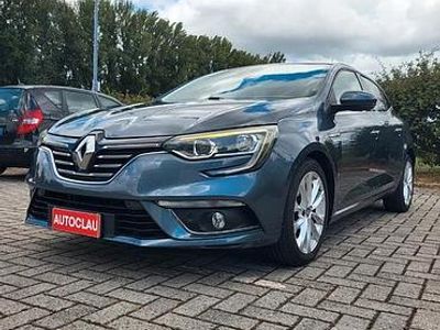 Usata Renault Mégane IV 110 CV (80 kW) 2016 Berlina