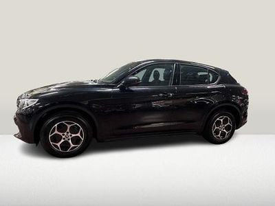 Second-hand Alfa Romeo Stelvio Business 160 CP (117 kW) 2022 Negru SUV