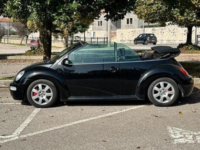 Usata VW New Beetle 101 CV (74 kW) 2004 Nero Utilitaria