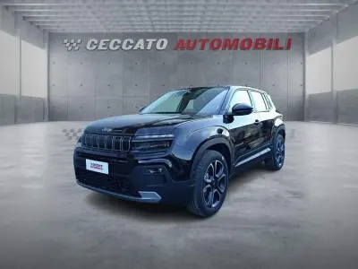 Ny Jeep Avenger Summit 100 HK (73 kW) 2026 Svart SUV