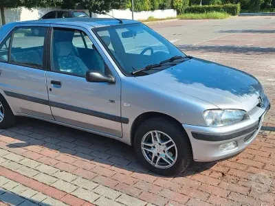 Usata Peugeot 106 60 CV (44 kW) 1996 Grigio Utilitaria