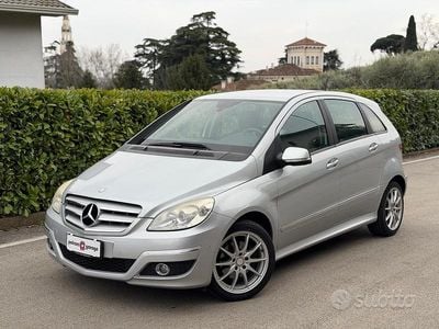 Usata Mercedes B200 Executive 140 CV (102 kW) 2009 Other Monovolume