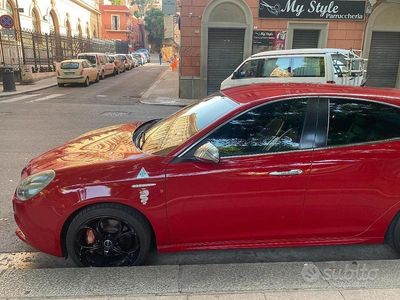 Usata Alfa Romeo Giulietta Quadrifoglio Verde 2012 Rosso Utilitaria