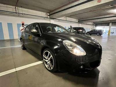 Usata Alfa Romeo Giulietta Super 175 CV (128 kW) 2017 Nero Utilitaria