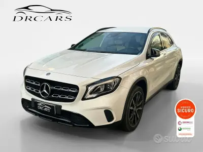 Usata Mercedes GLA200 Premium 136 CV (100 kW) 2018 Bianco SUV