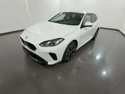Usata BMW 118 M Sport 150 CV (110 kW) 2025 Bianco Utilitaria