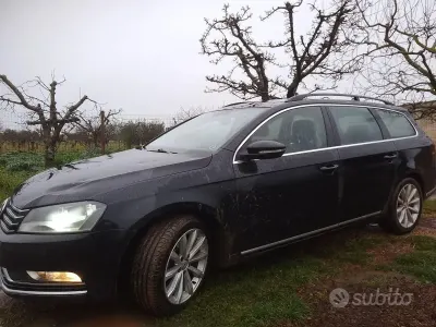 Usata VW Passat 140 CV (102 kW) 2011 Nero Station wagon