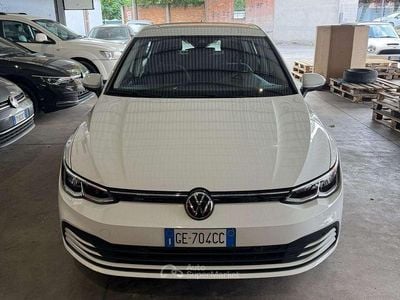 Bianco Usata 2021 VW Golf Life Berlina | 17.400 € (Buon prezzo)