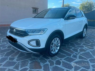 Usata VW T-Roc Edition 150 CV (110 kW) 2024 Bianco SUV