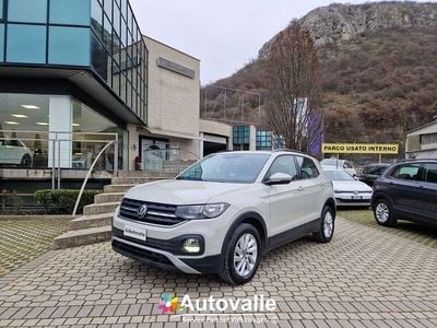 Usado VW T-Cross Style 95 CV (69 kW) 2022 Gris SUV