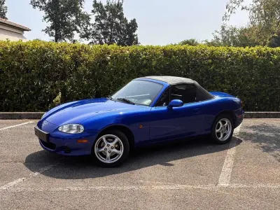 Usata Mazda MX5 110 CV (80 kW) 1998 Verde Cabrio
