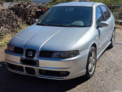 Usata Seat Leon Sport 131 CV (96 kW) 2005 Argento Berlina