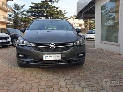 Usata Opel Astra Business 136 CV (100 kW) 2018 Grigio Station wagon