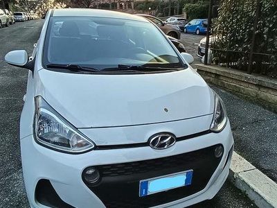 Usata Hyundai i10 68 CV (50 kW) 2019 Bianco Utilitaria
