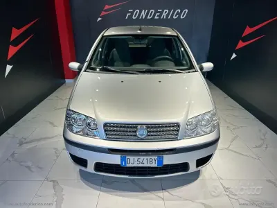 Usata Fiat Punto 69 CV (50 kW) 2007 Grigio Utilitaria