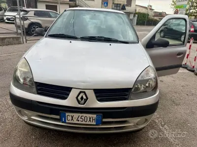 Gebraucht Renault Clio II Luxe 75 PS (55 kW) 2005 Grau Limousine